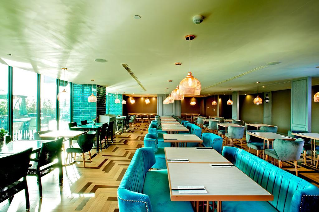 Fx Hotel Tainan Exterior foto